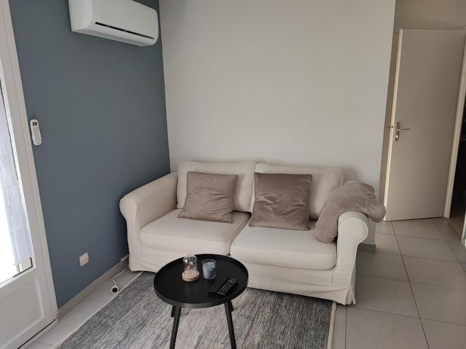 Apartamento Charmant 2 Pieces A Aubenas 2Etoiles Exterior foto