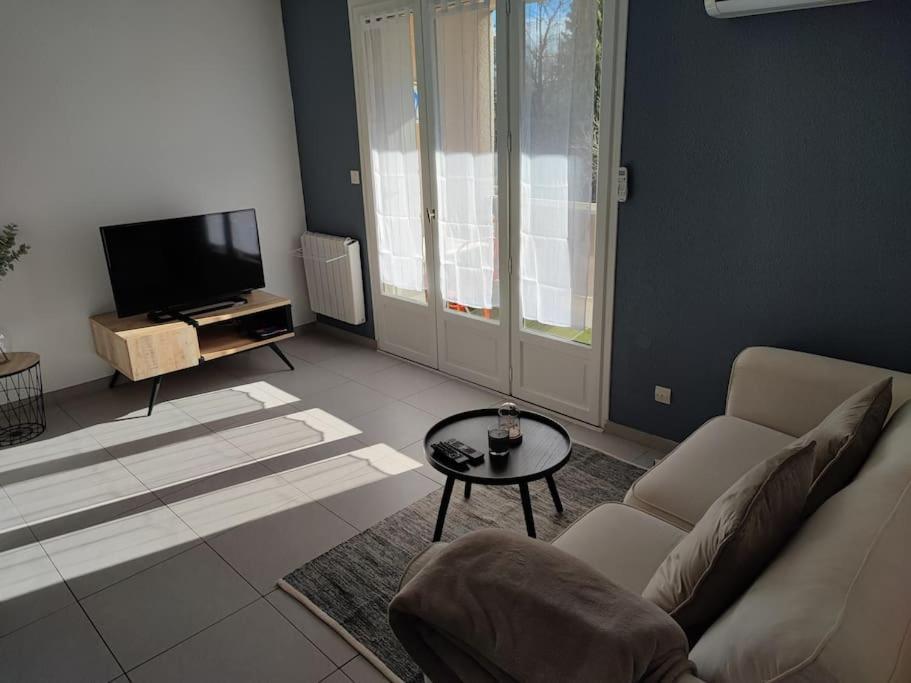 Apartamento Charmant 2 Pieces A Aubenas 2Etoiles Exterior foto